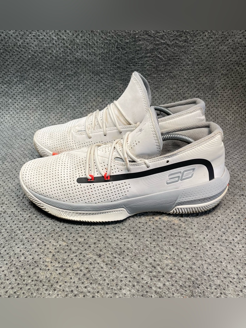 Under Armour Curry 3Zer0 3 White Basketball Shoes Size 11 Men’s